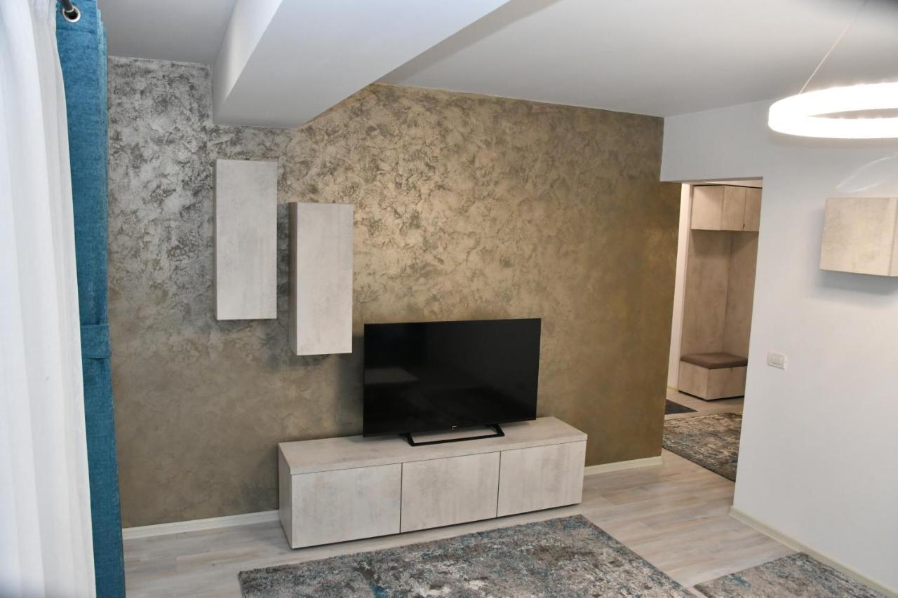 Sif Residence Craiova Extérieur photo